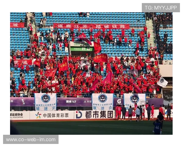 广州足球队白人球员介绍及其在队内的表现与影响 广州足球队白人球员介绍及其在队内的表现与影响