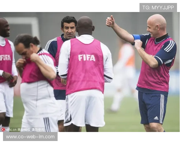 足球巨星进球瞬间高清动图集精彩回顾球场经典时刻